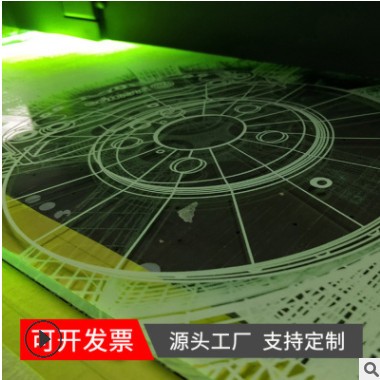 厂家直销亚克力雕刻UV平板打印 雪弗板PVC广告板各类玻璃定制加工