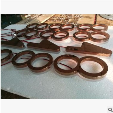 精品金属字电镀字LOGO广告牌发光字定制三维立体字母广告招牌厂家图2