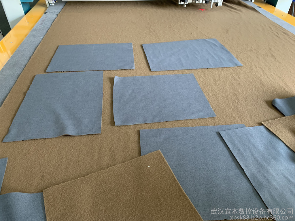 鑫本数控供应高质量激光切割机价格  质量保证