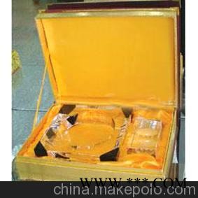 南京水晶烟灰缸，五彩水晶烟灰缸，定做烟灰缸批发