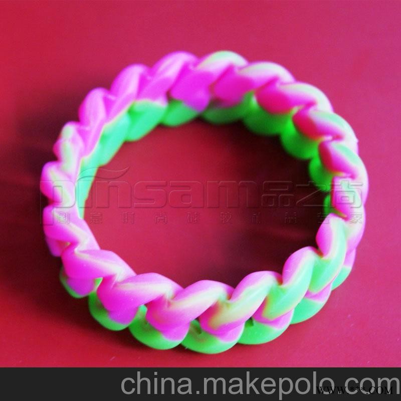 2012年新款硅胶手环饰品 麻花形环环相扣硅胶手环