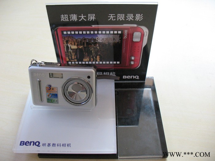 海迎 有机玻璃制品 压克力制品三层资料架 相机托架A4宣传单页资料架等各类展示架图2