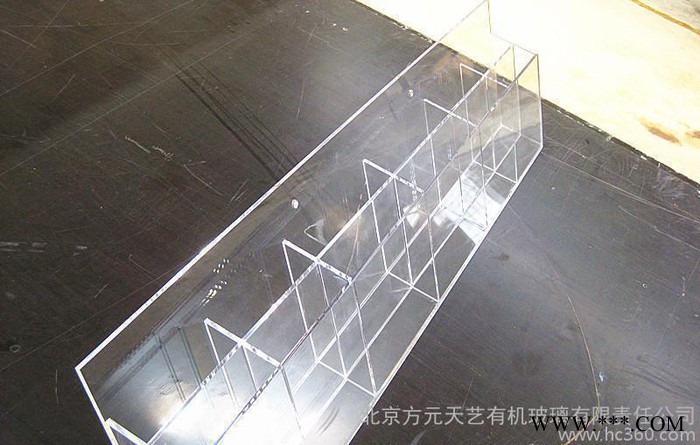 亚克力产品 展架资料架 水晶产品相框 办公用品北京厂家生产加工图2