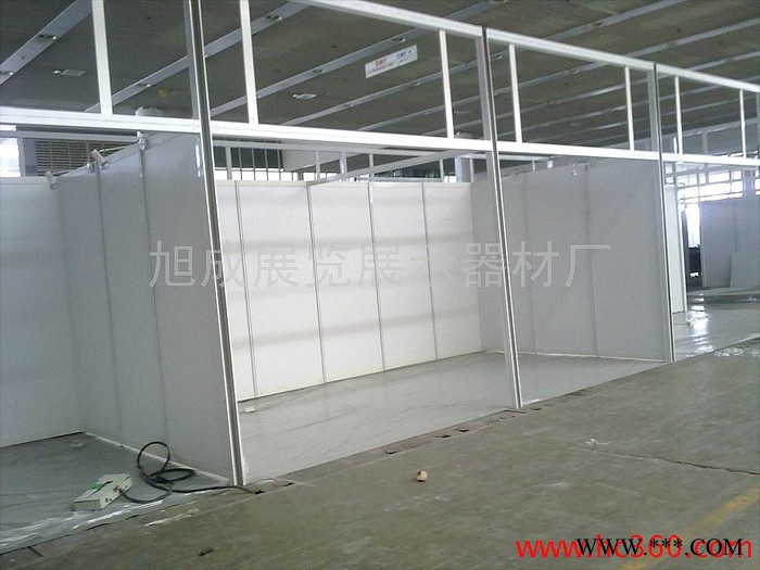 供应八棱柱。方柱。扁铝。展览铝材。展示架.三卡锁。屏风图4