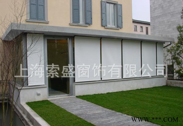 索盛建筑外遮阳布卷帘，带钢丝导向，直销、。图2