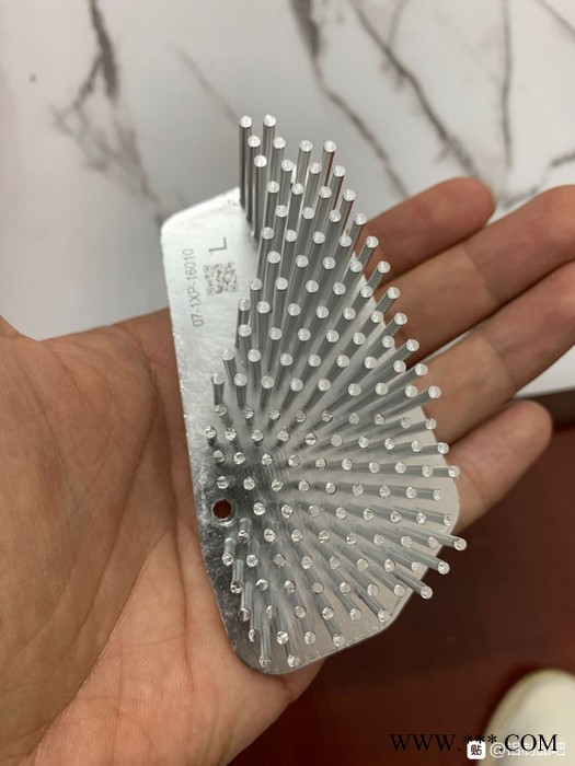 异形铝件 密齿 梳型铝型材精密件加工图2