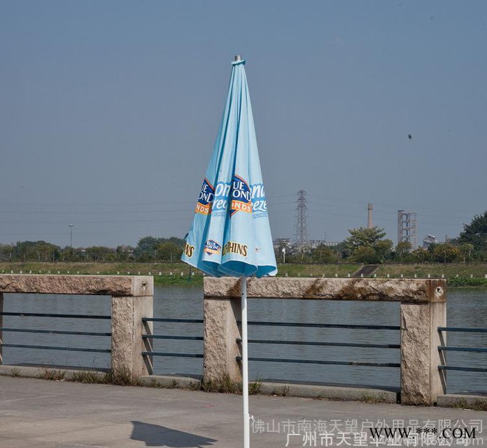 直销 烤漆太阳伞 户外广告防晒伞  地摊遮阳伞 海边沙滩伞图2