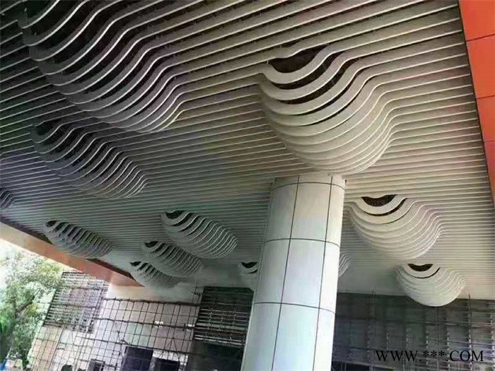 铝帝建材弧形铝方通木纹铝方通吊顶 弧形铝方通 铝方通铝型材 木纹铝方通厂家定制  欢迎来电咨询图6