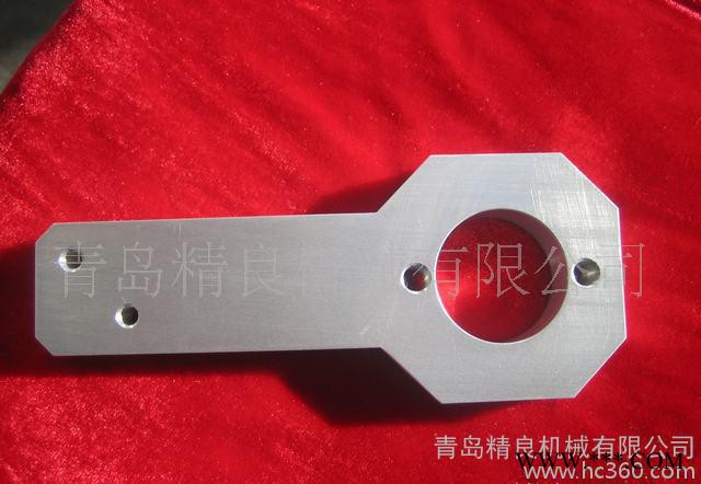 提供LY12，6061等铝型材机加工 10余年精加工经验 值