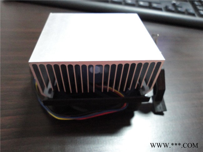 供应瑞铨008厂家供应太阳光LED散热器铝型材