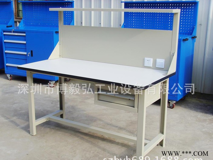 【直销**中型综合工作台 带挂板灯管工作桌 流水线工作台图3