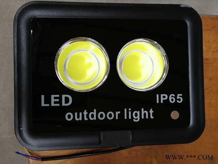 泉城LED100W投光灯 LED射灯200W  LED投光灯  节能LED泛光灯100W图4