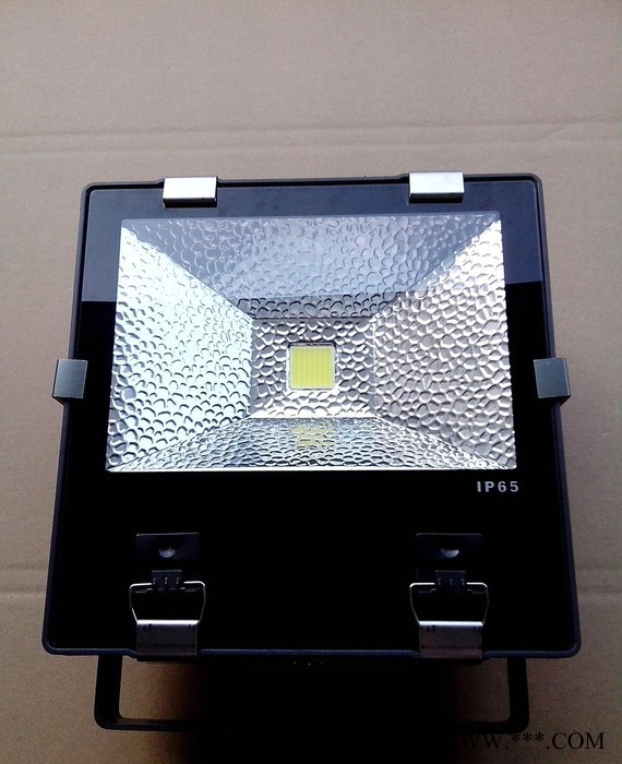 新款LED泛光灯70W 新款LED投光灯70W 鳍片泛光灯70W LED泛光灯图2