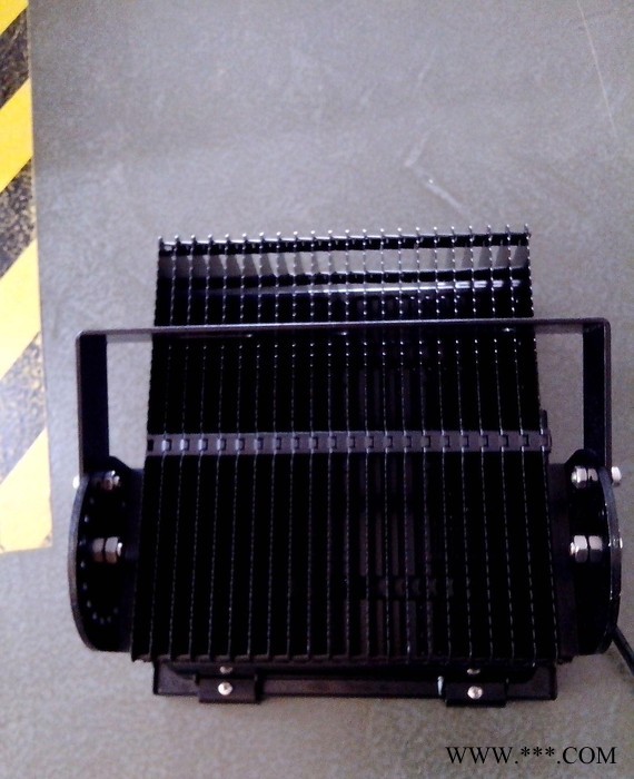 新款led投光灯30w 鳍片led泛光灯 led户外广告灯 新款鳍片LED灯图1