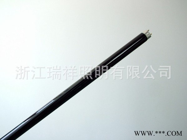 Ricky/瑞旗彩色荧光灯管色彩艳丽，外形美观，寿命长，拥有红、绿、蓝、黄等多种颜色。可适用于装饰照明等用途图4