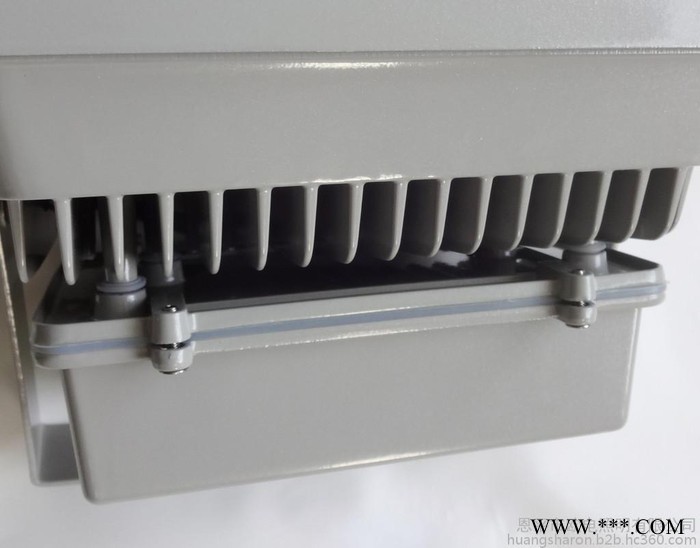 高品质LED投光灯招牌灯泛光灯路灯 足功率 200W 直销质量保证 户外防水广场工程灯图3