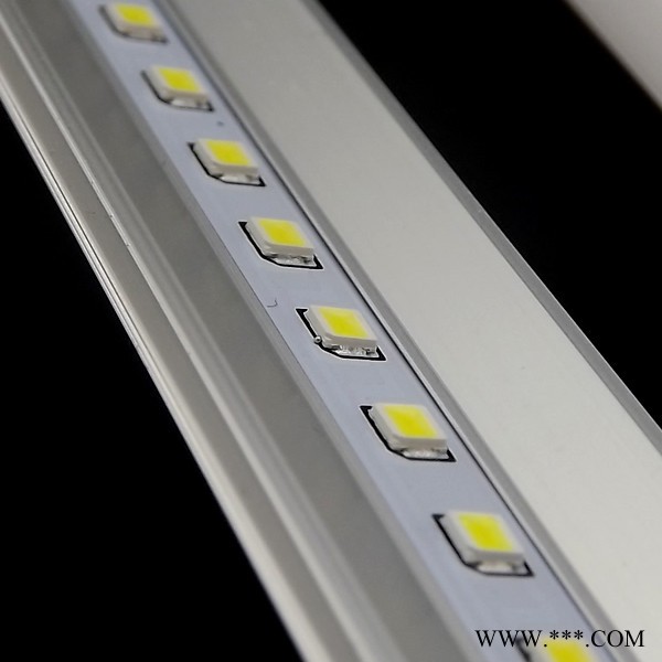 供应蓝锐LR900-T8-12W-C重庆高光效LED日光灯管经销批发图1