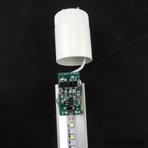 供应蓝锐LR900-T8-12W-C重庆高光效LED日光灯管经销批发图2