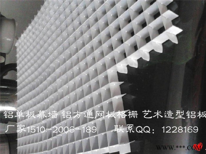 供应传喜金属灯管保护格栅，灯罩格栅天花，吊顶灯具保护墙面灯具装饰！图3