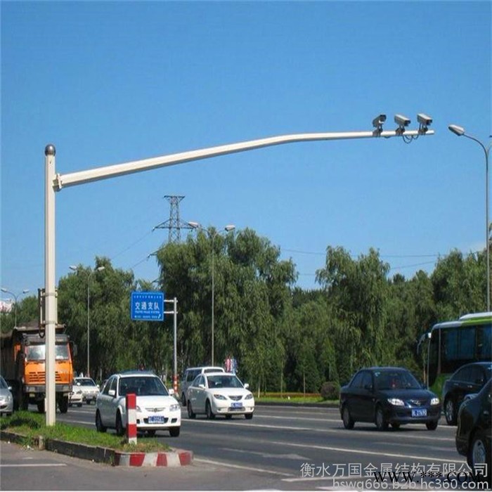 交通监控杆厂家 监控杆价格 定制监控杆 道路灯杆图4