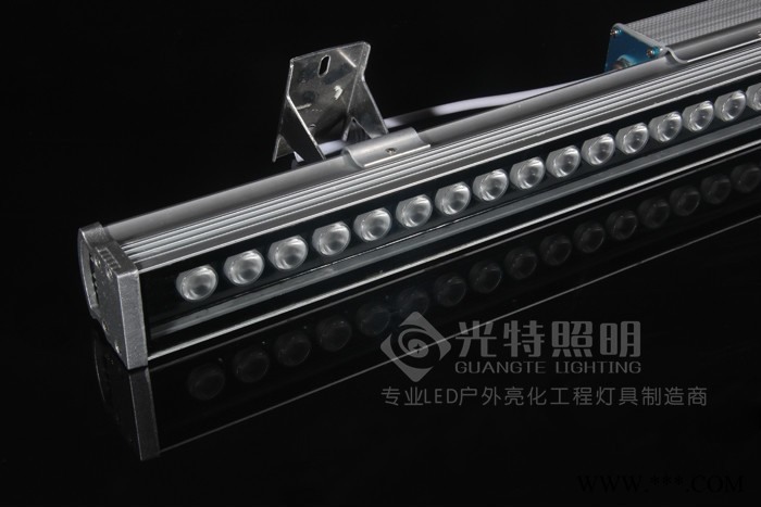 LED洗墙灯厂家LED大功率投光灯LED线条灯LED护栏管批发光特灯饰图2