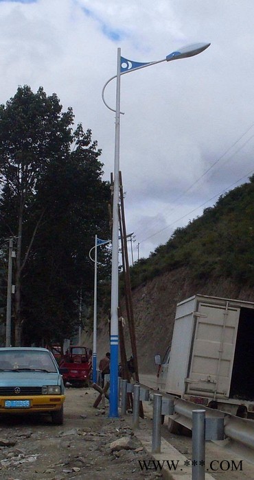 鑫优品6812 道路灯图1