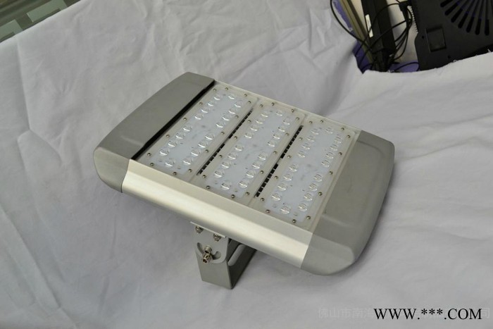 LED隧道灯54W，LED投光灯外壳,大功率投光灯外壳，LED灯外壳批发图3