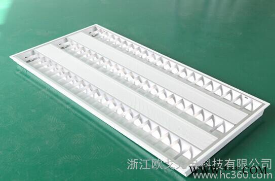 欧戈LED格栅灯 一拖三/一拖二 600*600图2