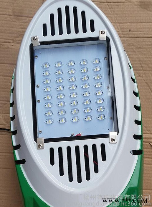 LED路灯 太阳能路灯照明 LED道路灯 LED路灯批发 火炬灯 led灯图4