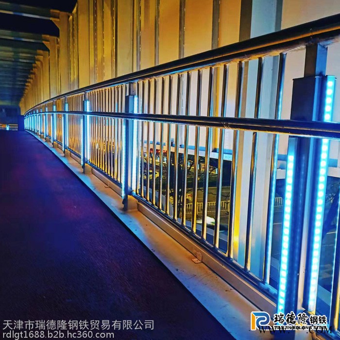 不锈钢缆索护栏 景观灯光护栏 护栏立柱 高硬度 天津瑞德隆图3