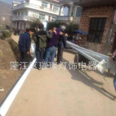 璀璨中山太阳能路灯 校园节能灯 锂电太阳能路灯 中山路灯杆