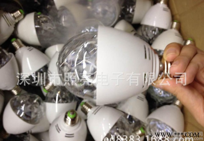 15 七彩旋转灯泡 迷你激光灯 飞碟灯 新款频闪灯 户外投光灯 小灯泡 帕灯 舞台灯图3