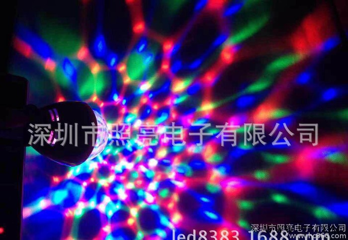 15 七彩旋转灯泡 迷你激光灯 飞碟灯 新款频闪灯 户外投光灯 小灯泡 帕灯 舞台灯图4