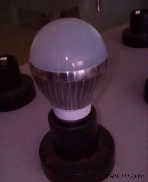 弘亚光LED灯泡3W5W超亮节能灯泡E27球泡室内照明灯具3图2