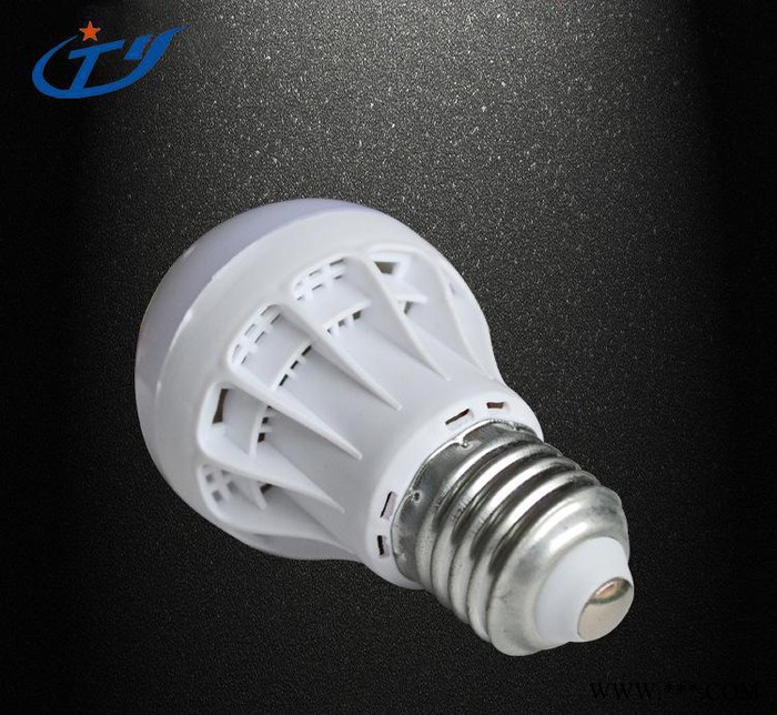 直销 led灯泡 塑料球泡灯 LED照明灯泡大功率 5W节能灯泡E27图1