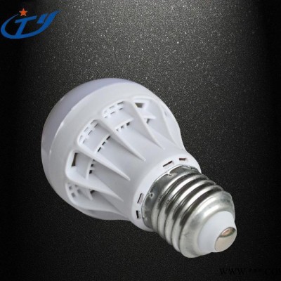 直销 led灯泡 塑料球泡灯 LED照明灯泡大功率 5W节能灯泡E27