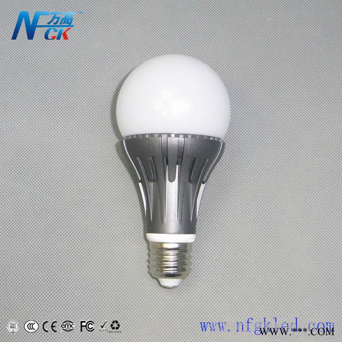 供应方高照明 LED球泡灯 7W新款压铸高亮节能灯泡 5730贴片球泡灯图1
