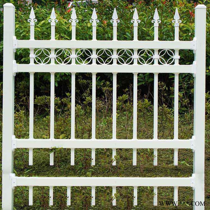 PVC草坪护栏 锌钢草坪护栏 PVC护栏  锌钢护栏管 草坪护栏围栏 厂家现货图3