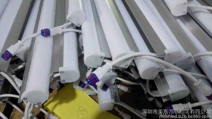 美邦照明5050贴片护栏管D5030尺寸 10W/12W/14W