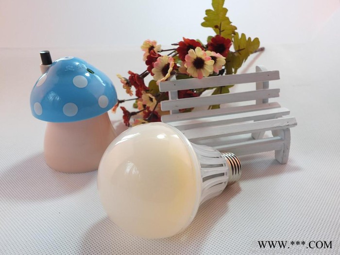led灯泡照明E27螺口4/6/8瓦节能灯10W360度发光超亮球泡灯b22 MCOB光源lamp bulb light图7
