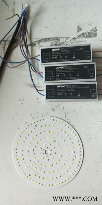 工程款鳍片工矿灯100瓦150瓦200瓦  LED工矿灯具投光灯 车间照明灯贴片工矿灯厂房灯LED工矿灯厂家供应图5