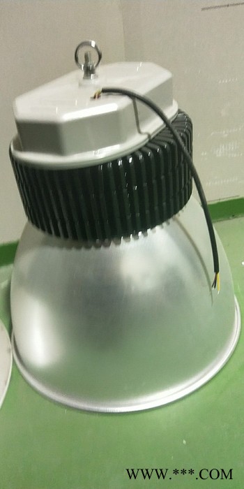工程款鳍片工矿灯100瓦150瓦200瓦  LED工矿灯具投光灯 车间照明灯贴片工矿灯厂房灯LED工矿灯厂家供应图2