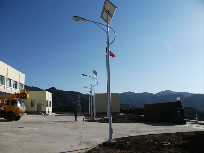 瑞峰XH工矿灯具图4