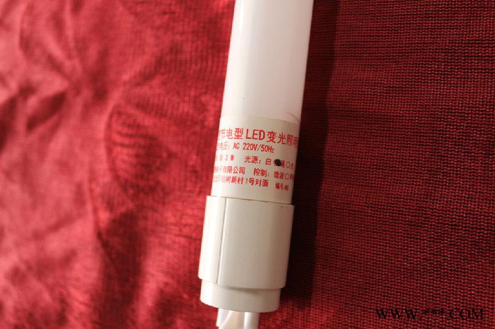 信德电子XD-RGD-SK01LED日光灯 1.2米声变光LED日光灯管 LED车库灯图3