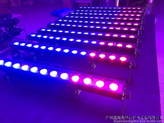 BLUEMOON蓝越亮 YE042  14颗10W跑马灯 洗墙灯 染色灯 婚庆用灯 效果灯 舞台灯光 灯光设备 舞台灯图4