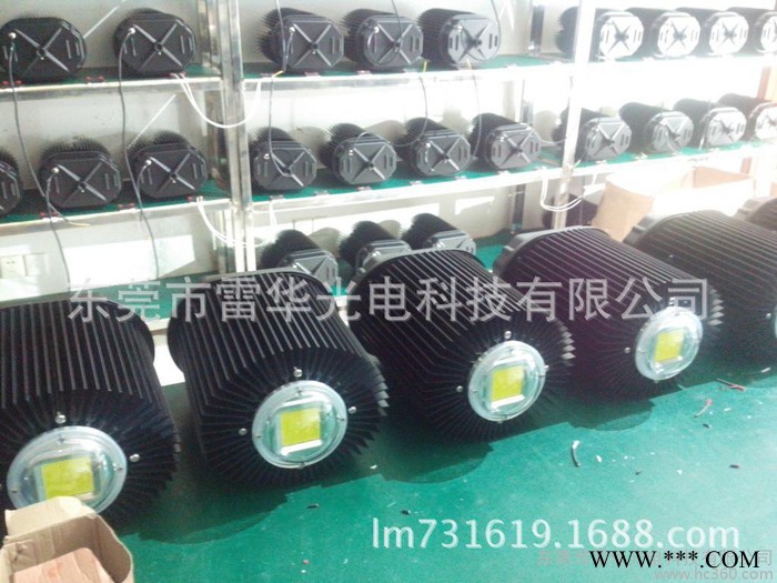 LED工矿灯200W、工厂灯、仓库灯、超市灯图2