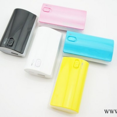 新款5400毫安移动电源批发 ** 带跑马灯小礼品 POWERBANK