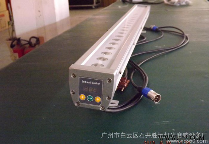 24*3W大功率l洗墙灯 长条灯 投光灯 景光灯 LED灯图1