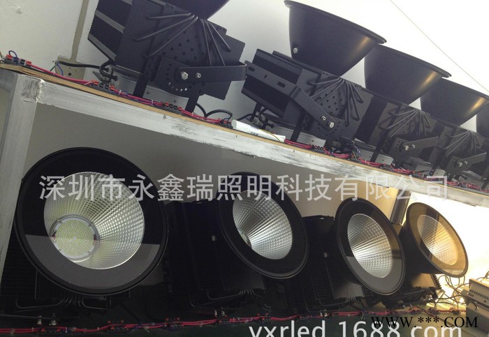 **100W工矿灯 大型户外球场专用照明 IP65防水防腐蚀图1