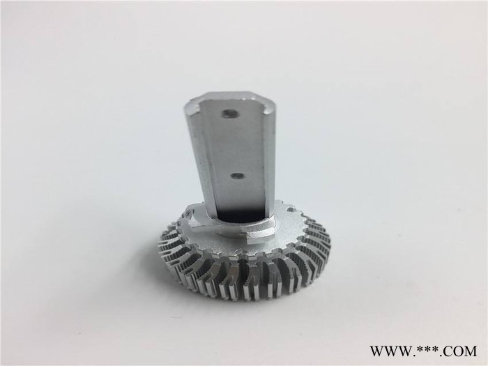 供应LED线条灯外壳 灯饰铝材 直销LED工矿灯散热器 灯具散热器图2